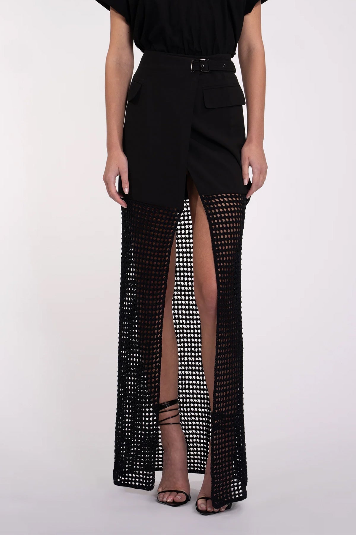 Tyra Maxi Skirt in Black - shop-olivia.com