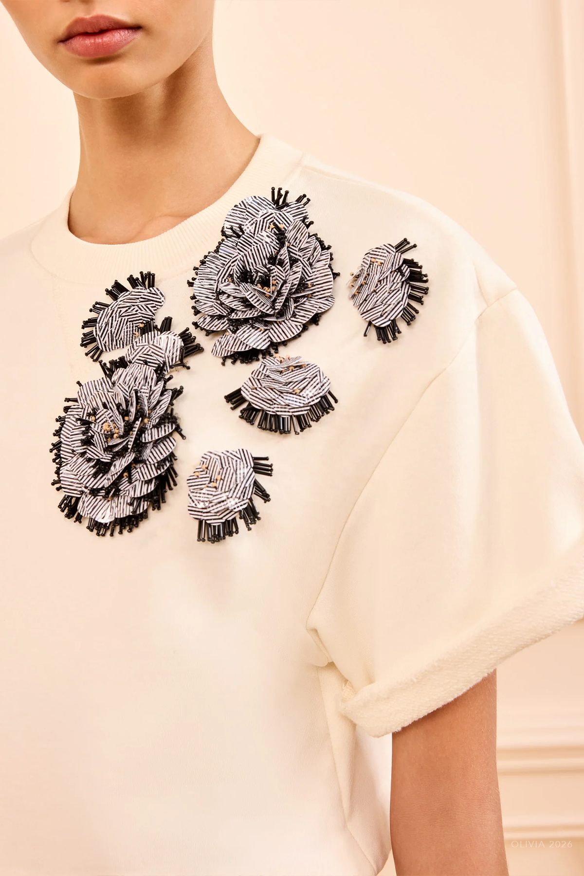 Cove Top with Embroidery in Creme