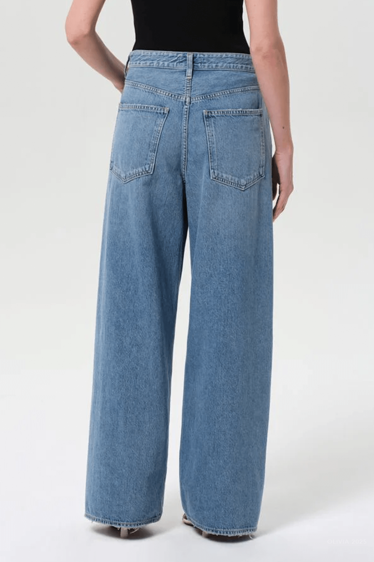 Vana Fold Jean Petite 28" in Mantra - shop - olivia.com