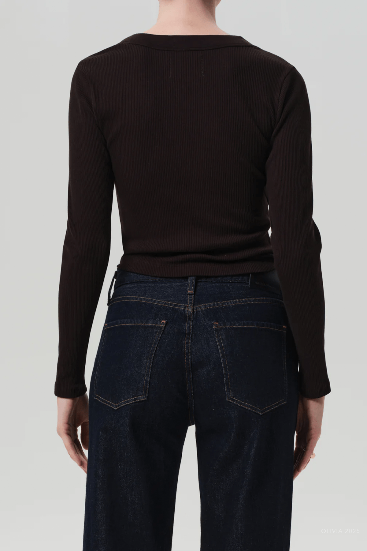 Varra Henley in Chocolate - shop - olivia.com