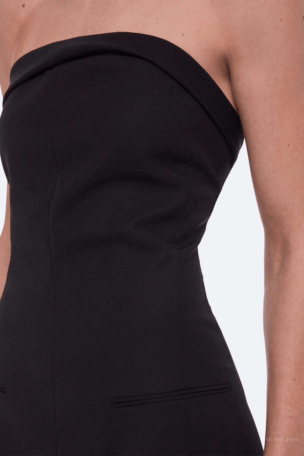 Wardrobe Dress in Black - shop-olivia.com