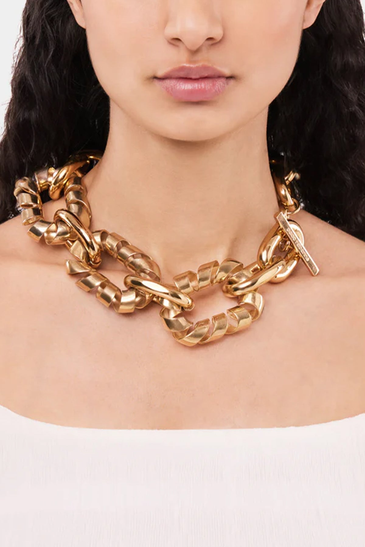 XL Link Twist Necklace in Gold - shop - olivia.com