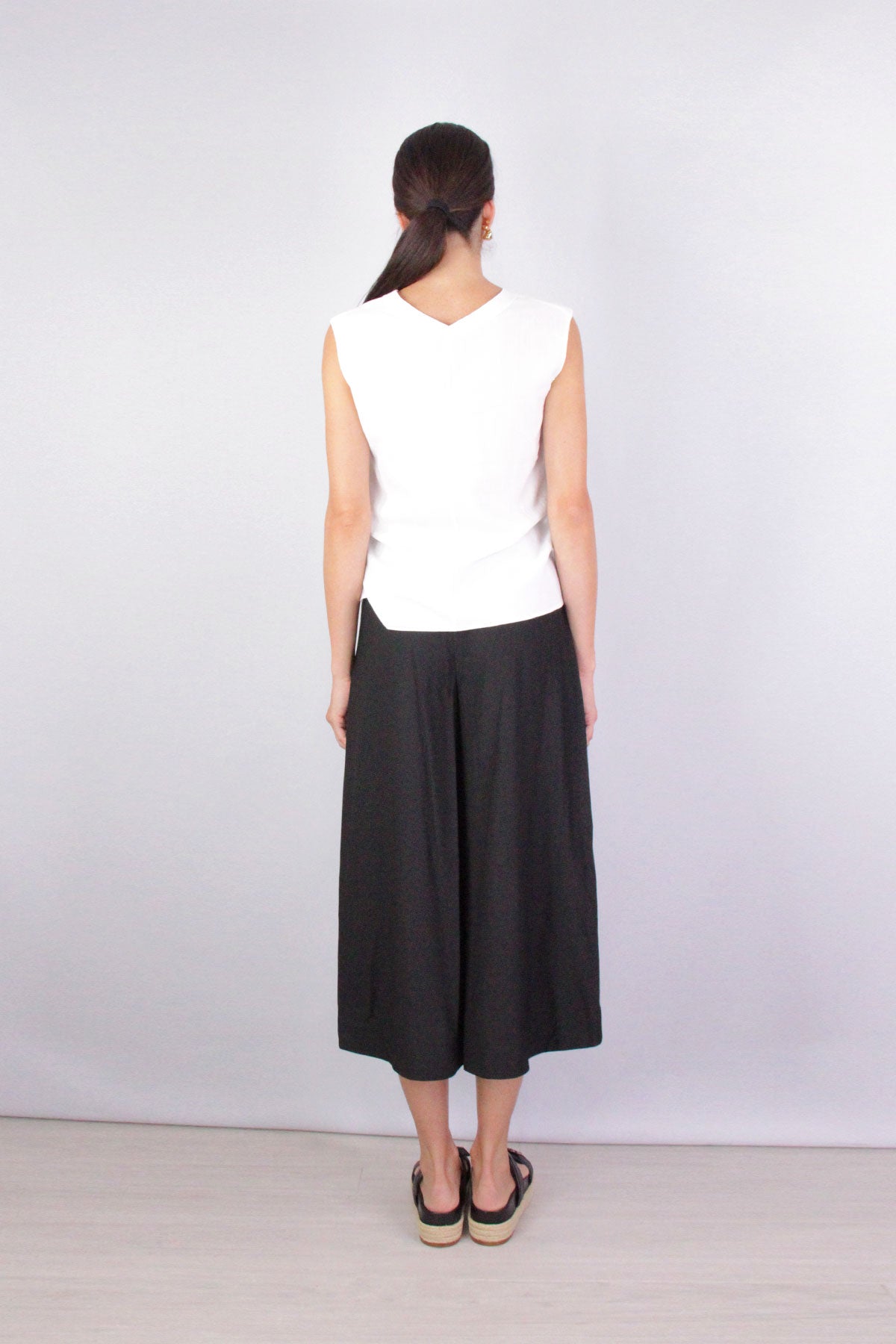 Belted Palazzo Culotte in Black - shop-olivia.com