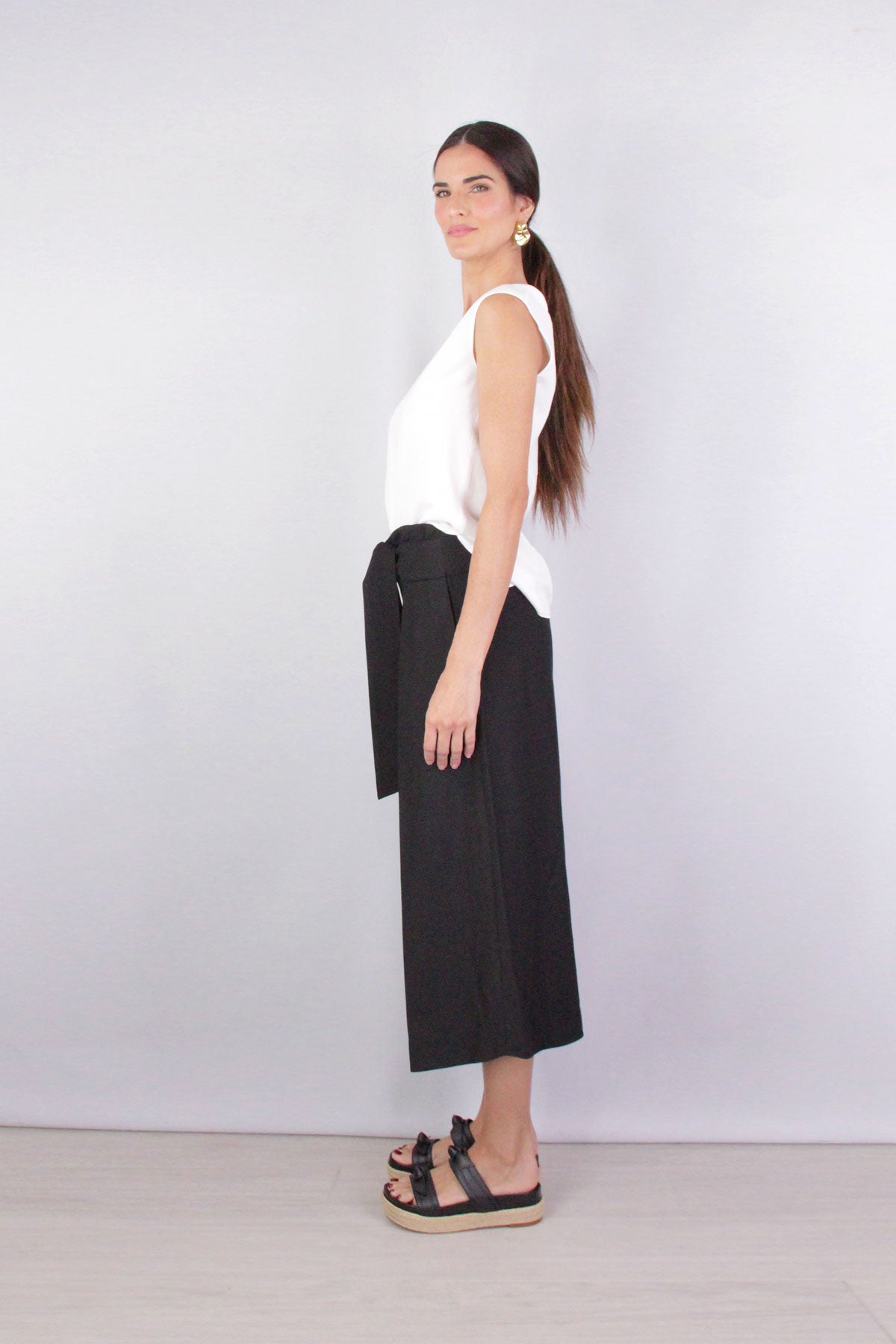 Belted Palazzo Culotte in Black - shop-olivia.com
