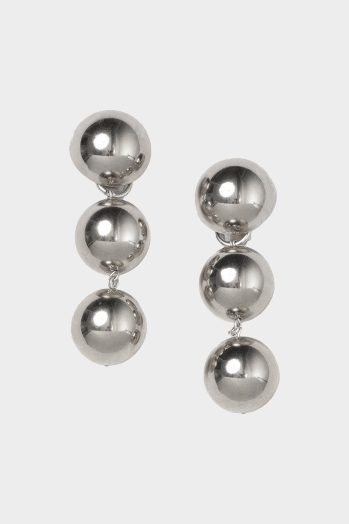 Brisei Clip-On Earrings in Silver - shop-olivia.com