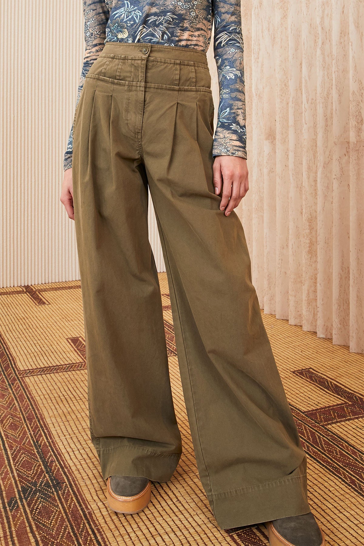 Constance Pants in Beech - shop-olivia.com