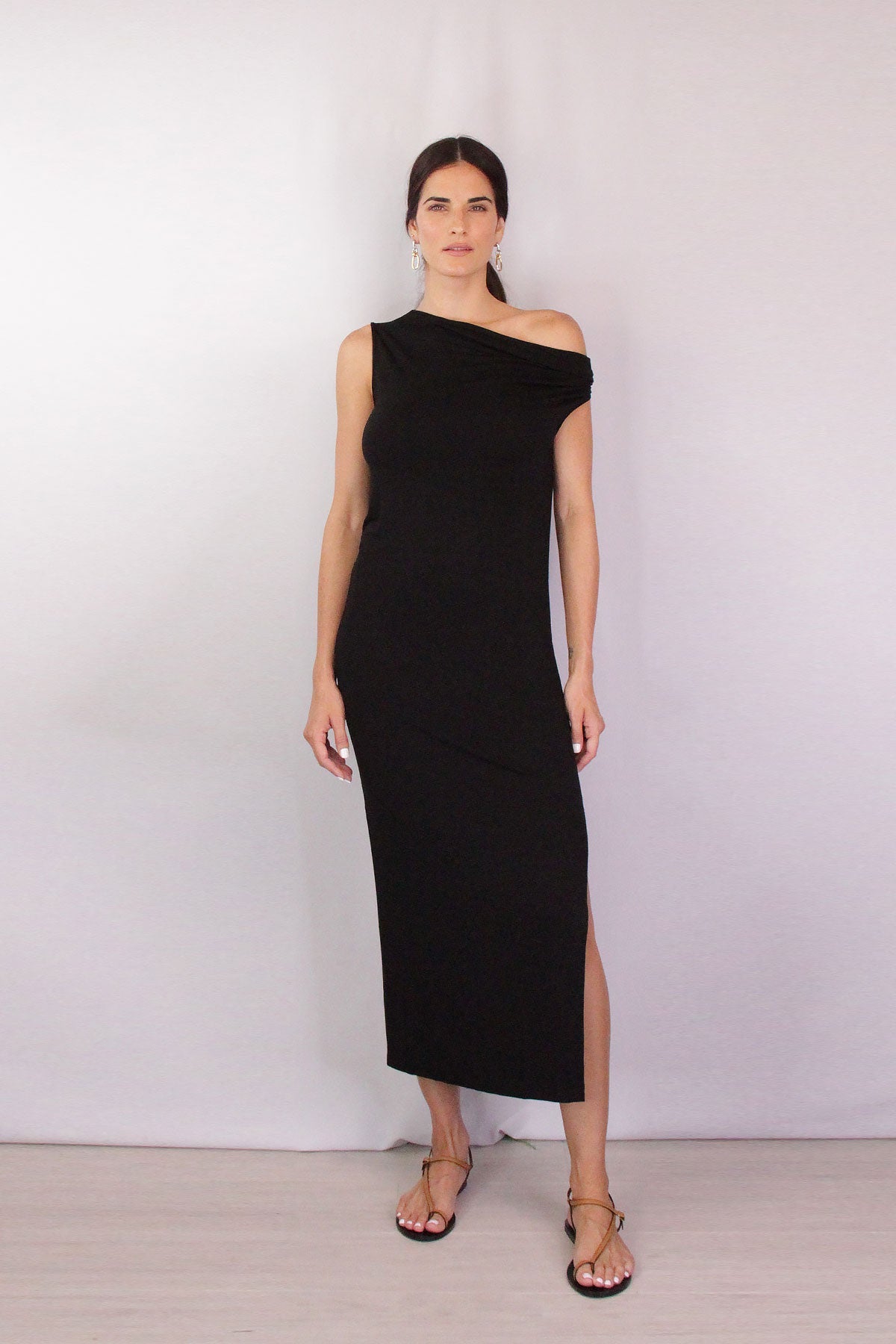 Exposed Shoulder Ankle Length Dress in Black - shop-olivia.com