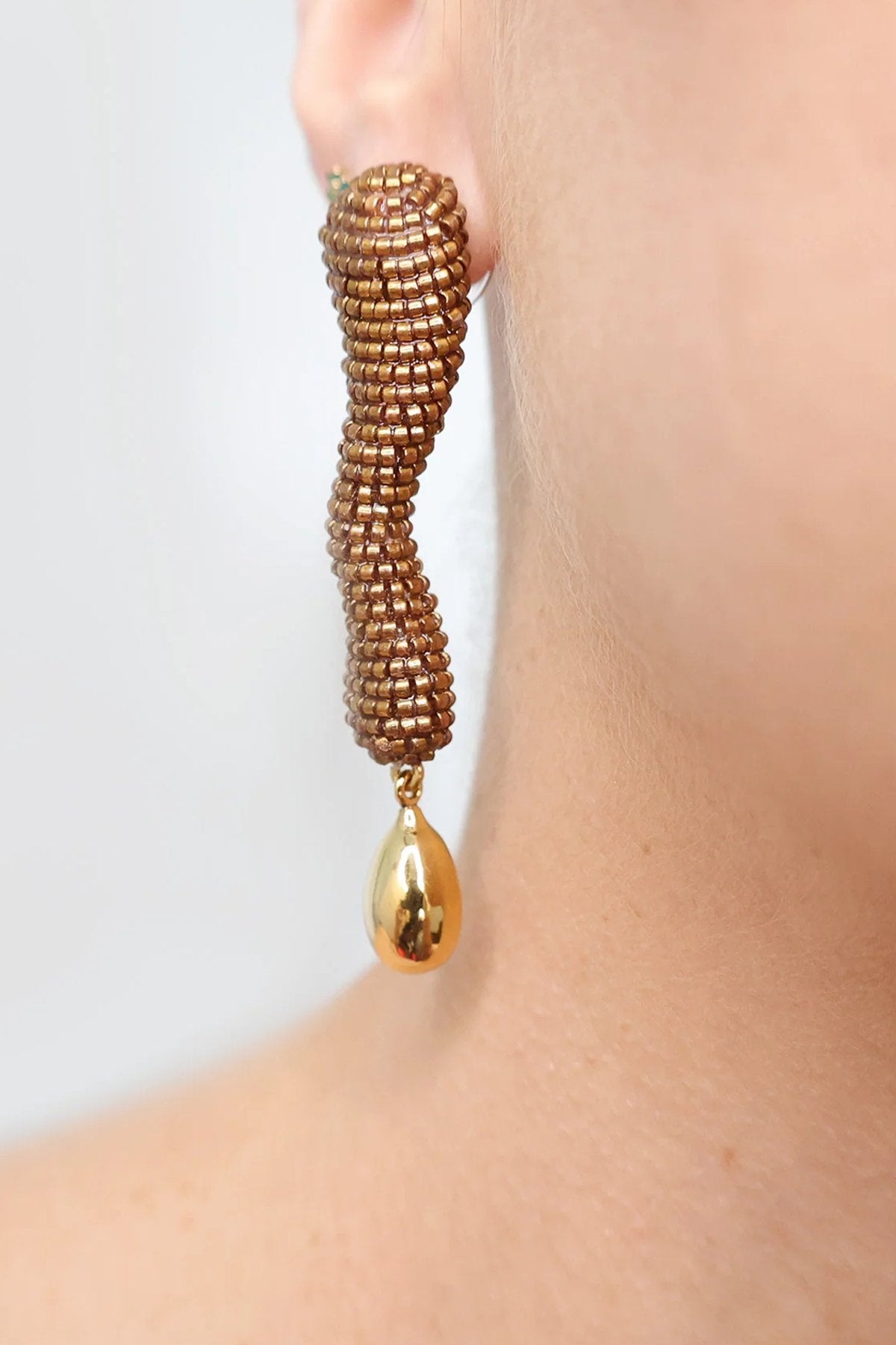 Finito Earrings in Bronze - shop-olivia.com