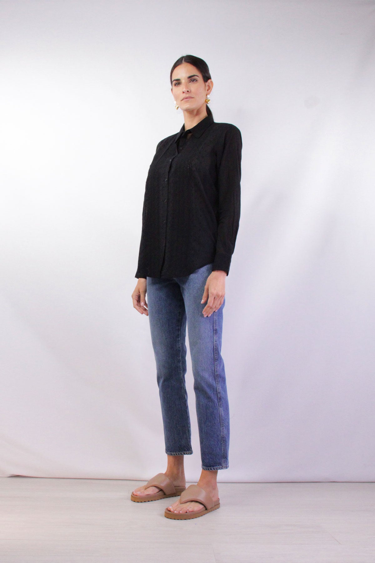 Harmonia Shirt in Black - shop-olivia.com