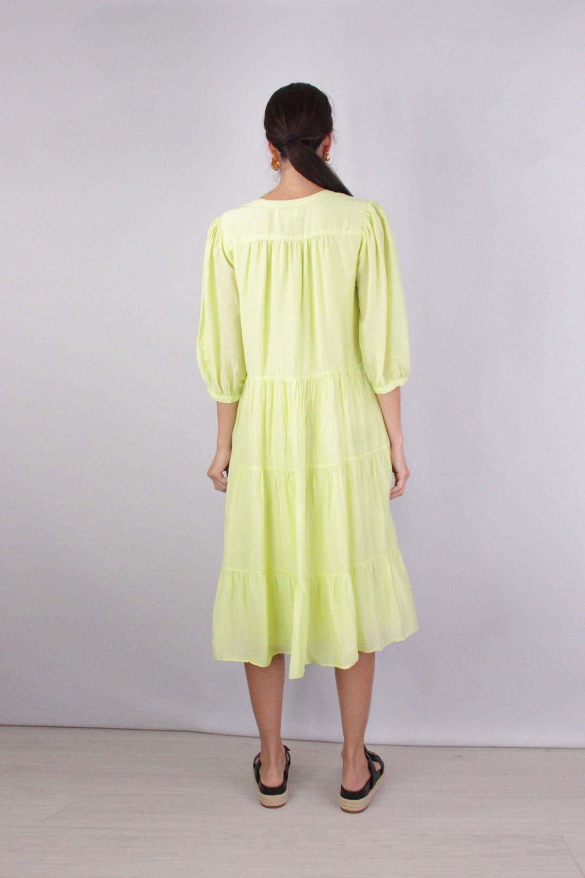 Jacqueline Puff Sleeve Dress in Citron - shop-olivia.com