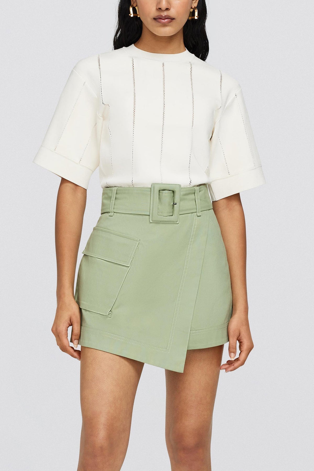 Jolie Short Sleeve Pullover in Natural White - shop-olivia.com