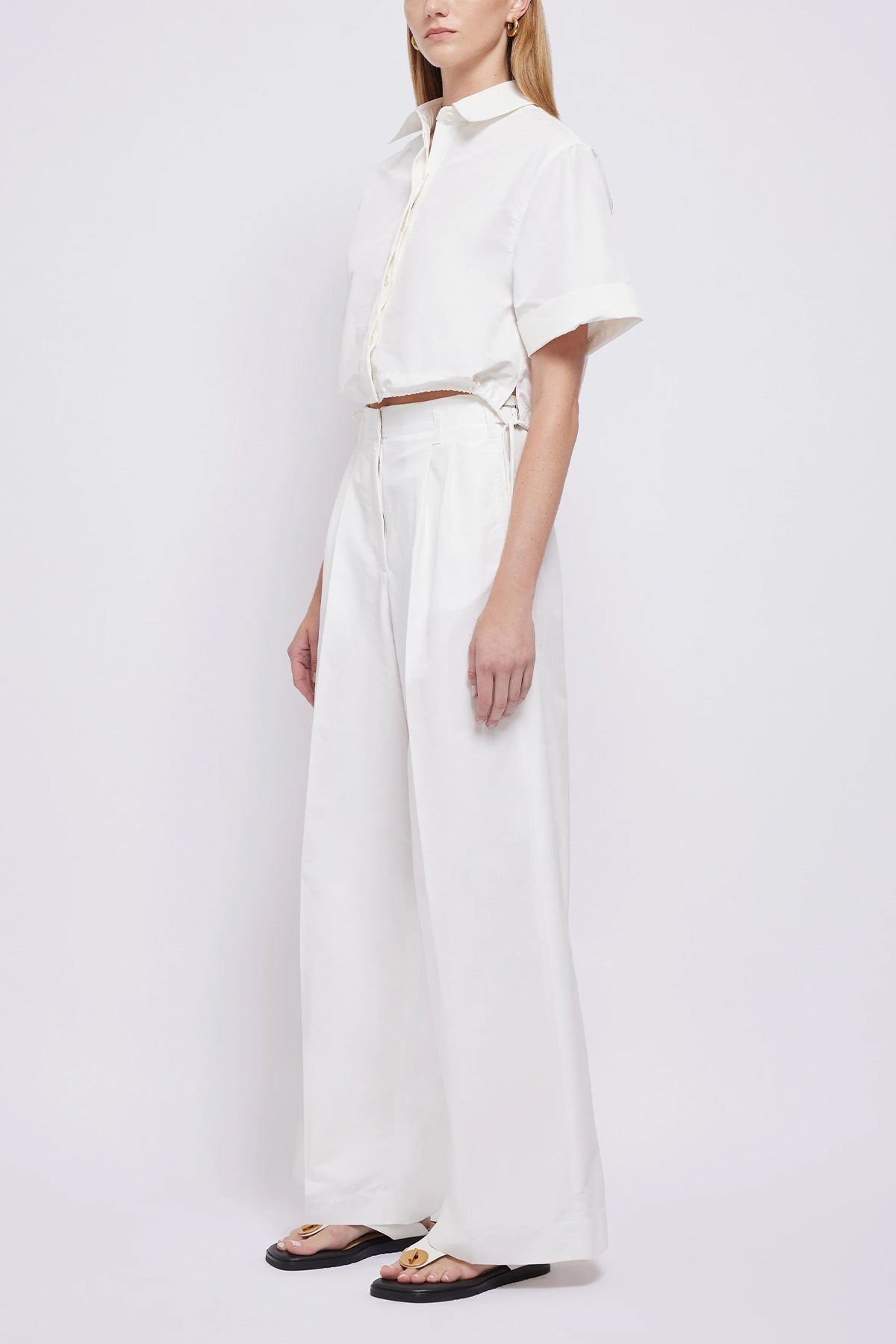 Leroy Pleated Wide Leg Pant in White - shop-olivia.com