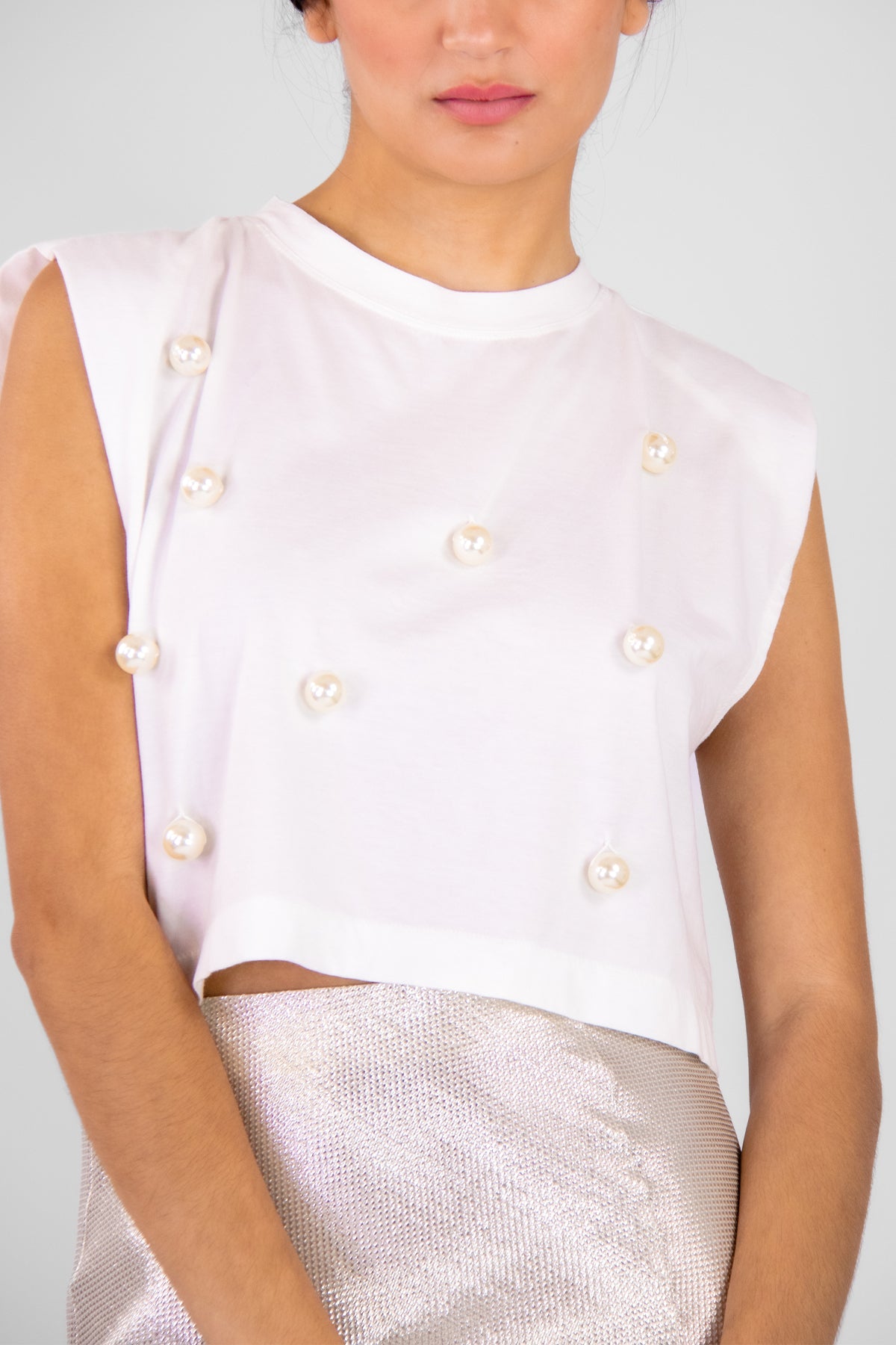 Organic Cotton Jersey Oversize Pearls T-Shirt in White - shop-olivia.com