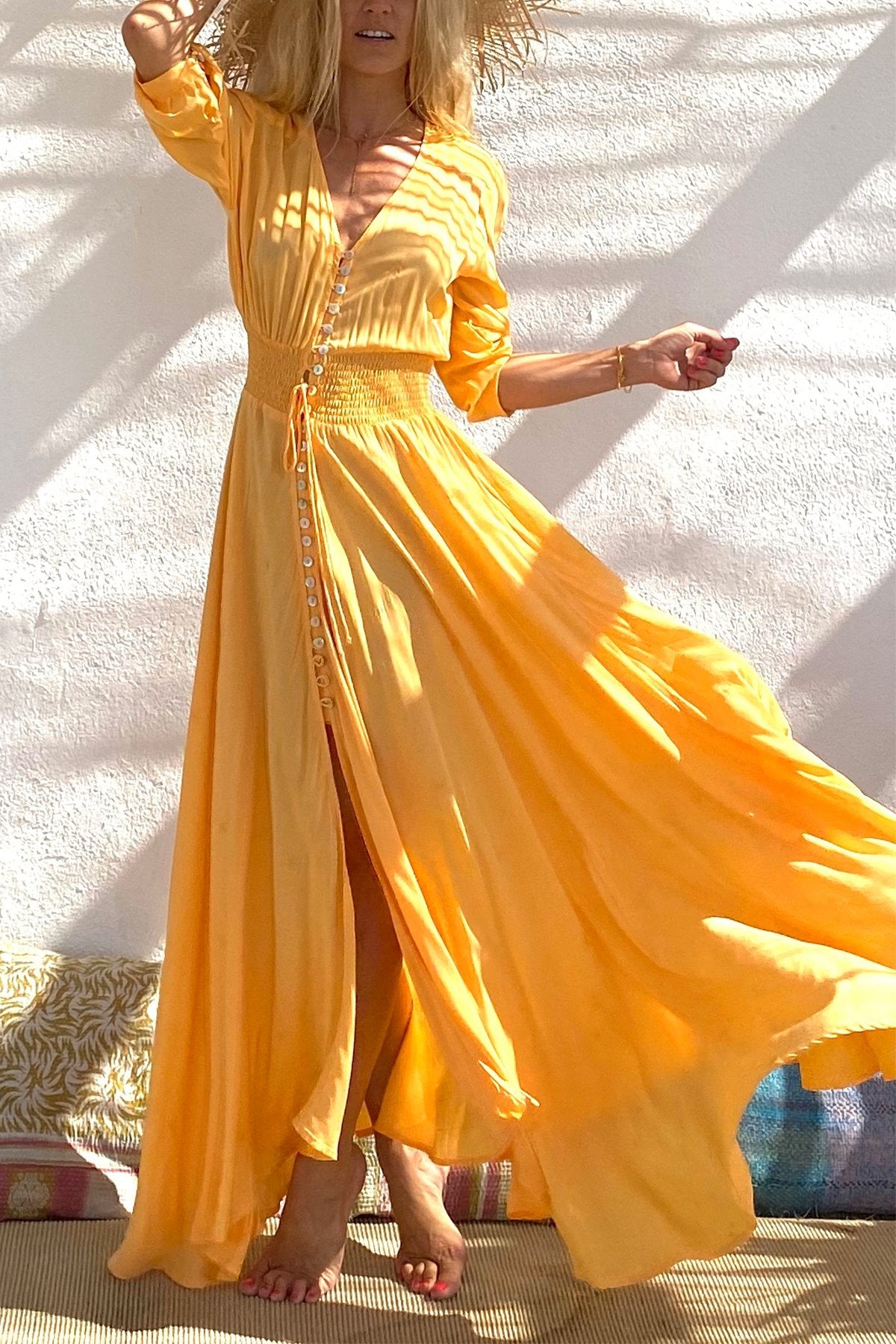 Pia Dress in Abricot - shop-olivia.com