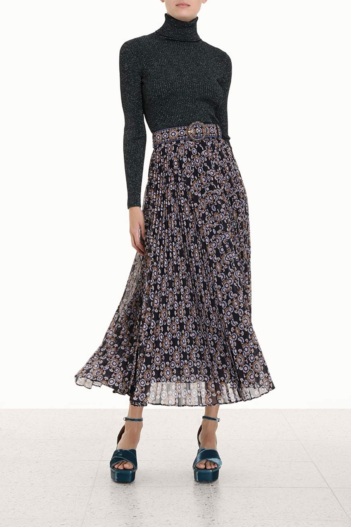 Pleated Sunray Midi Skirt in Navy Daisy - shop-olivia.com