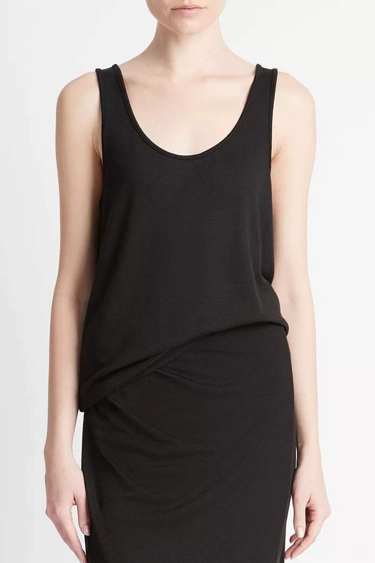 Relaxed Scoop-Neck Tank in Black - shop-olivia.com