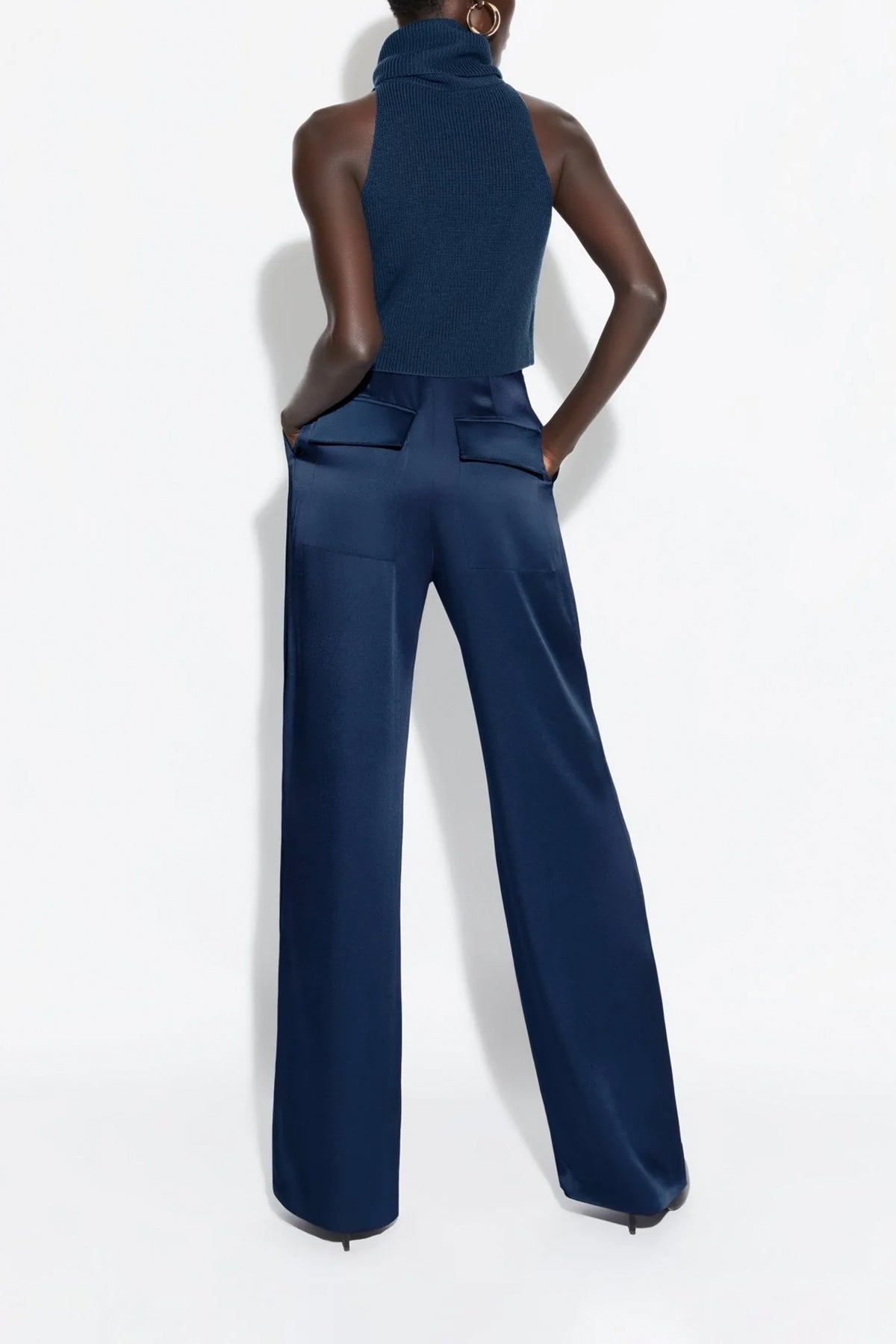 Satin Relaxed Pleated Pant in Ink - shop-olivia.com