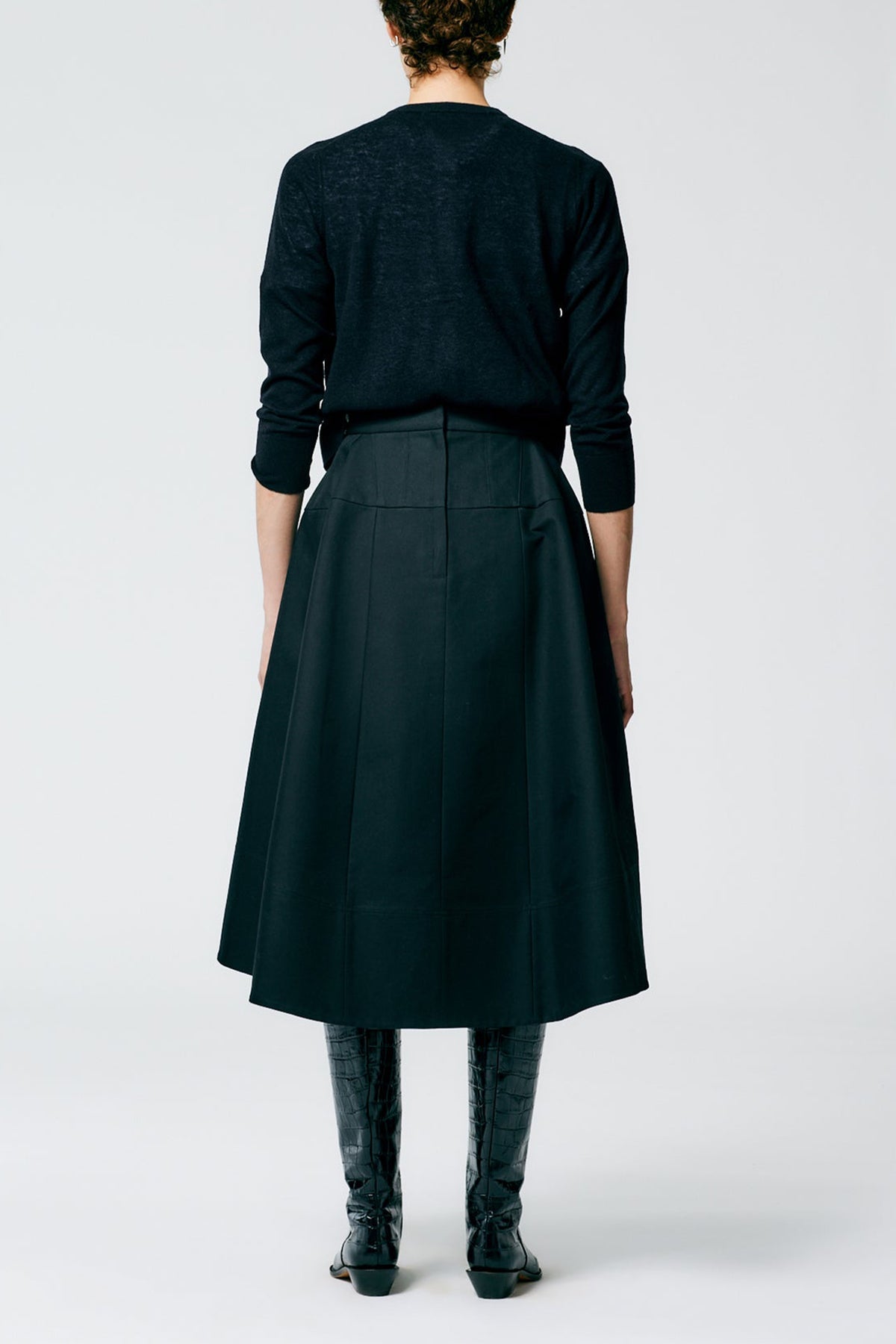 Sculpted Cotton Skirt in Black - shop-olivia.com