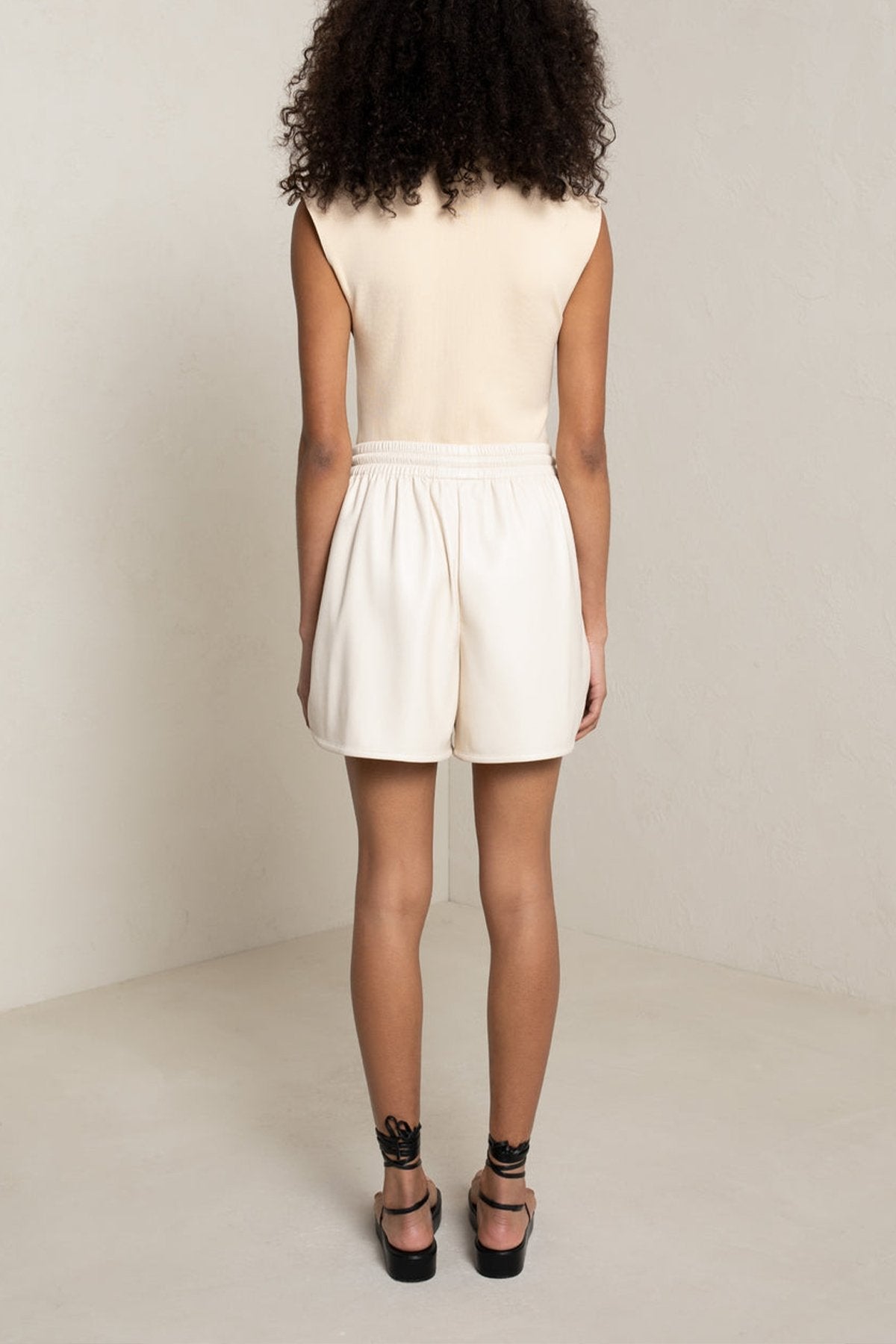 Taylor Knit Top in Chai - shop-olivia.com